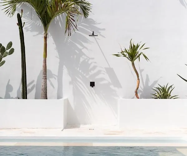 Villa La Luz 2bdr Mediterranean Canggu
